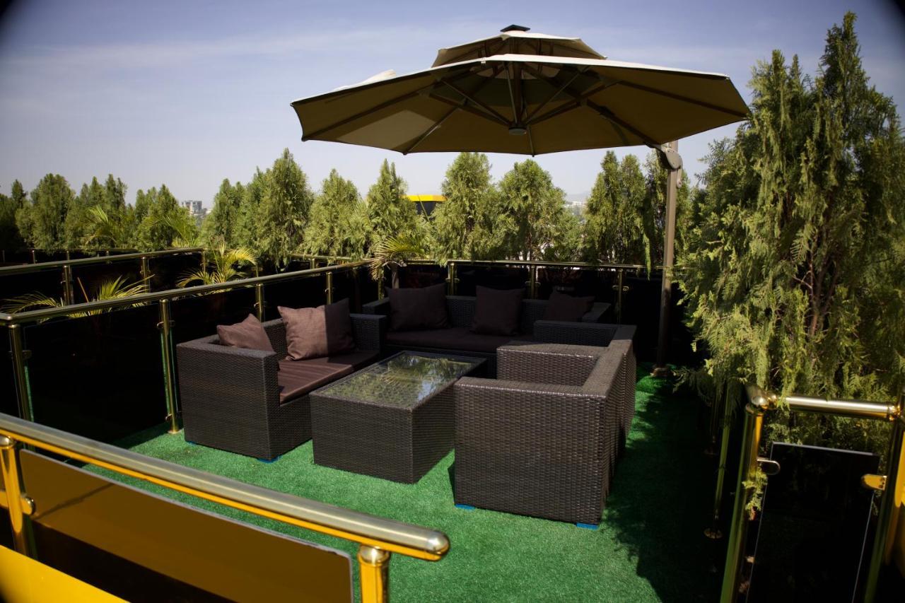 No.1 Hotel Abuja Exterior photo